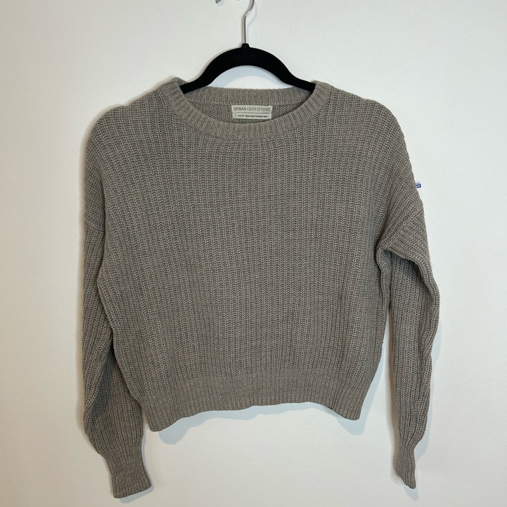 Urban Outfitters Light Gray Crew Neck Sweater